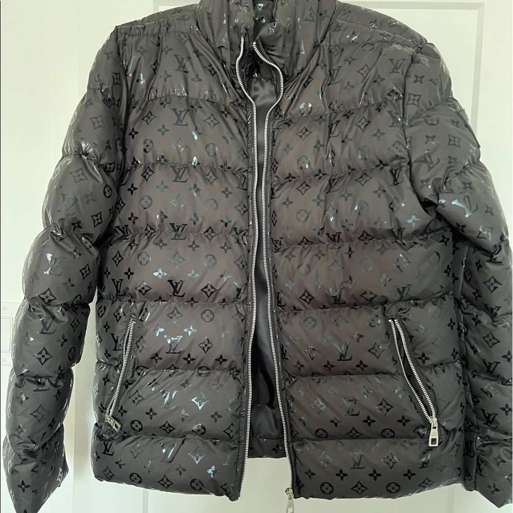 Jacket unisex new never dressed